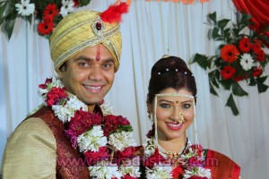 Tejswini Pandit with husband Bhushan Bopche