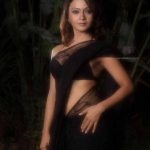 Minal-Ghorpade-Hot-Marathi-Actress-in-saree-5
