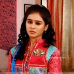 mrunal-dusanis-marathi-actress-in-saree-6