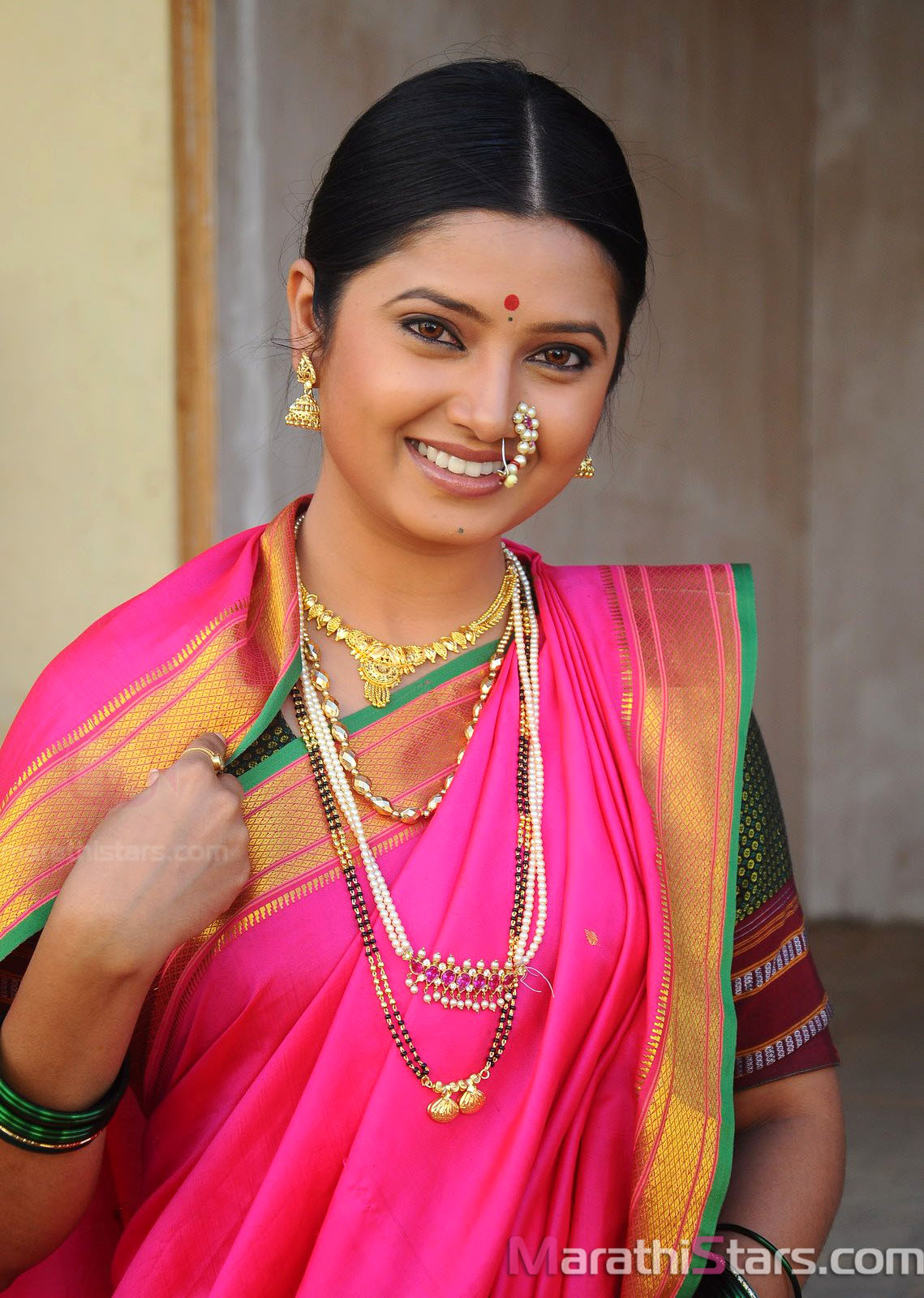 Ketaki Mategaonkar Marathi Actress Photos Biography Wiki 