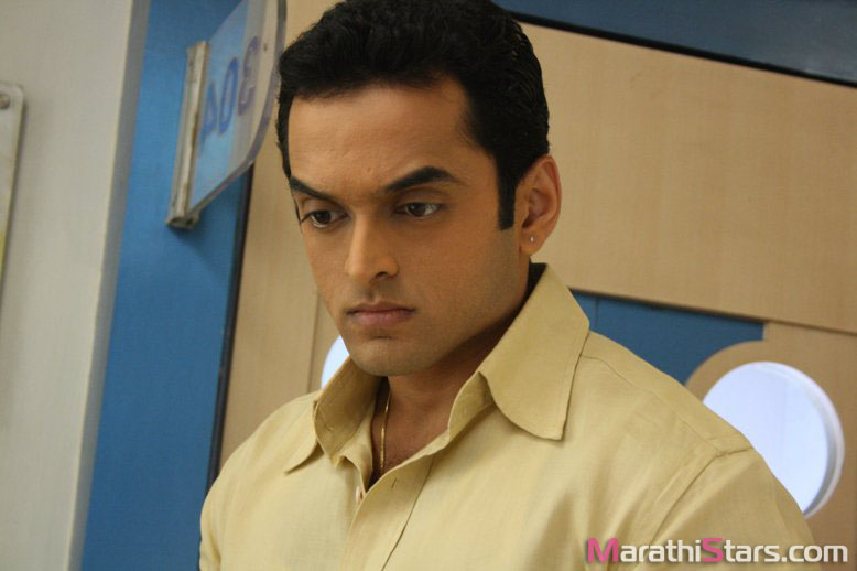 Saurabh Gokhale Marathi Actor Photo,Biography,Wiki,Images,Story,Wife