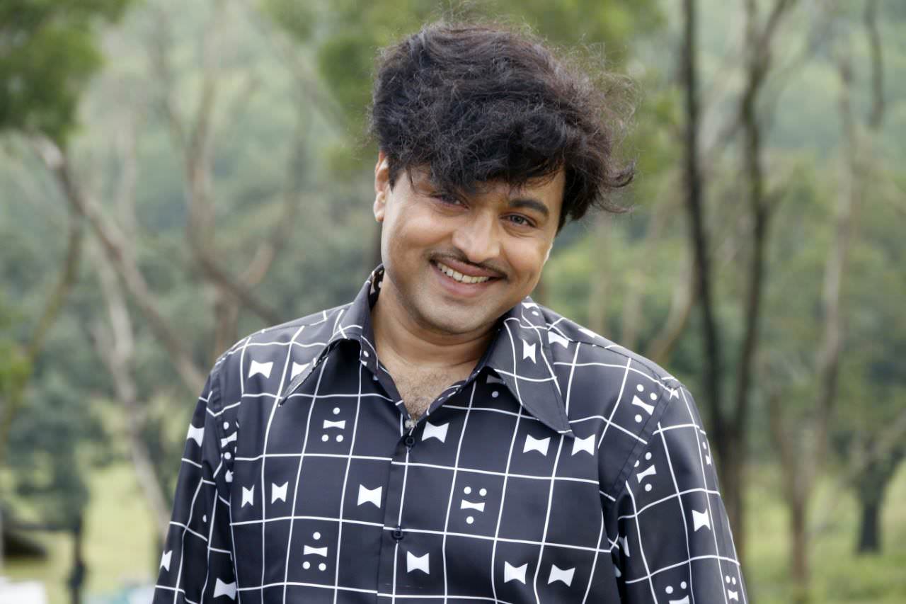 prasad oak vyakti ani valli prasad oak vyakti ani valli